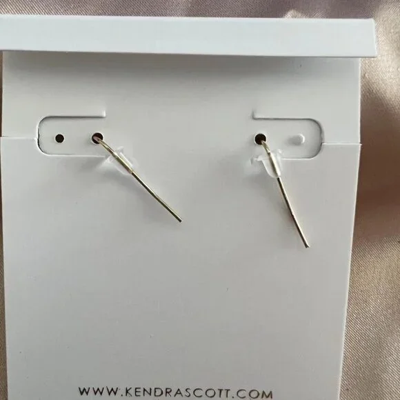 Kendra Scott Stud Earrings - Picture 6 of 6